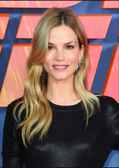 Sylvia Hoeks